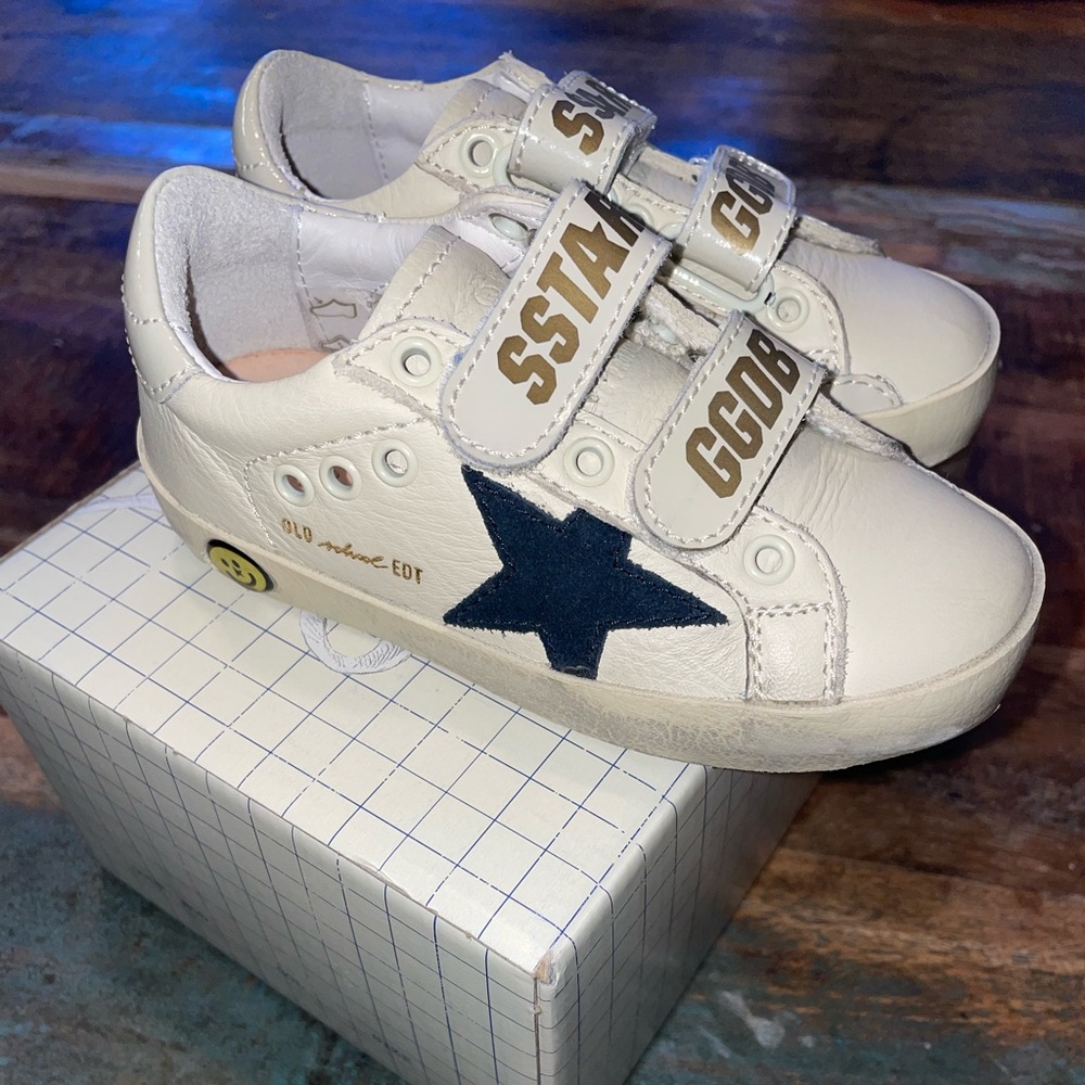 Golden Goose size kids EU23 (US size 6) Brand new, never used with box